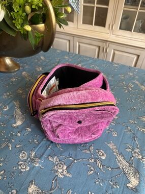 NWOT Tushbaby Hip Carrier Orchid Velvet